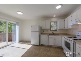 Photo #6: 1019554 Listing