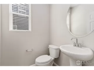 Photo #4: 1019718 Listing