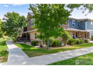 Photo #2: 1019775 Listing