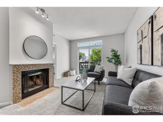 Photo #3: 1019787 Listing 