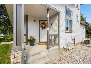 Photo #1: 1019907 Listing