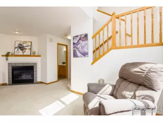 Photo #5: 1019907 Listing