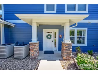 Photo #2: 1019911 Listing