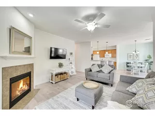 Photo #4: 1019911 Listing