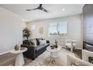 Photo #2: 1019931 Listing 