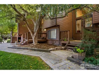 Photo #2: 1019960 Listing