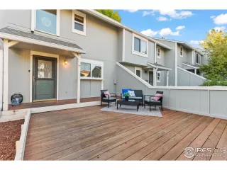 Photo #2: 1019982 Listing