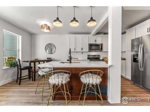 MLS: 1020050 Condo For Sale