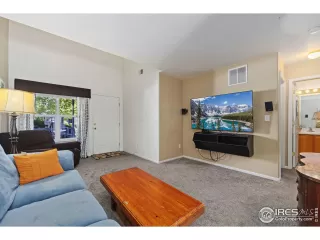 Photo #3: 1020085 Listing