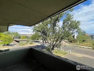 Photo #4: 1020095 Listing