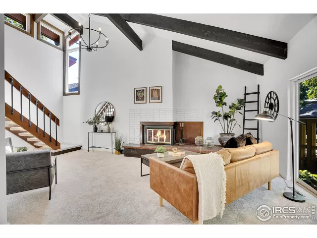 MLS: 1020178 Condo For Sale