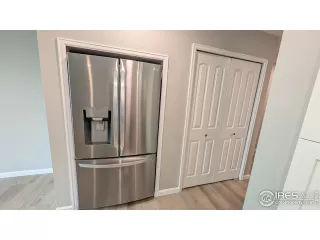 Photo #5: 1020204 Listing