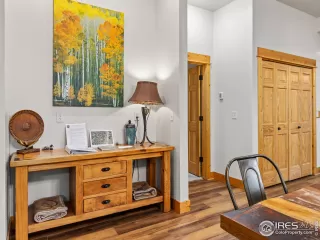 Photo #5: 1020235 Listing