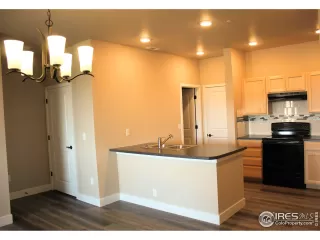 Photo #2: 1020265 Listing