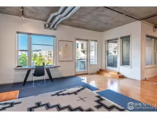 Photo #2: 1020417 Listing