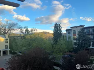 Photo #5: 1020453 Listing