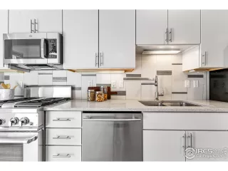 Photo #1: 1020476 Listing