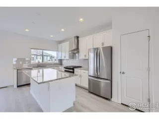 Photo #1: 1020479 Listing