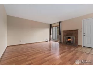 Photo #5: 1020499 Listing