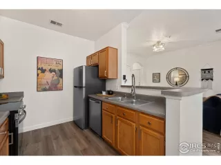 Photo #3: 1020600 Listing