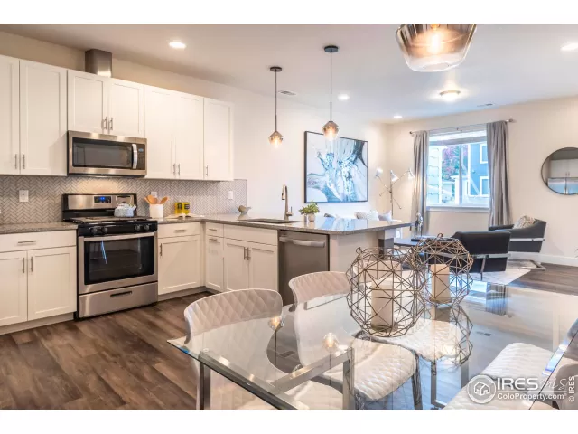 MLS: 1020615 Condo For Sale