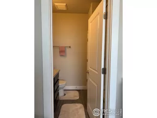 Photo #6: 1020675 Listing