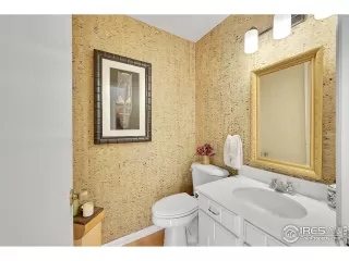 Photo #6: 1020710 Listing