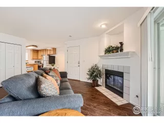 Photo #5: 1020814 Listing