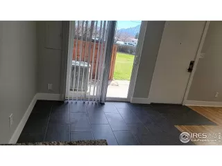 Photo #4: 1020912 Listing