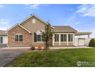 Photo #1: 1020919 Listing