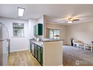 Photo #3: 1020949 Listing