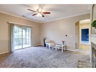 Photo #4: 1020949 Listing