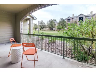 Photo #6: 1020949 Listing