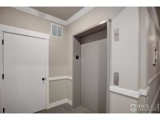 Photo #6: 1020958 Listing