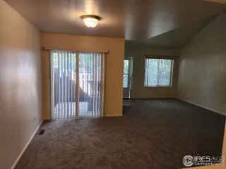 Photo #4: 1020997 Listing