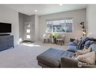 Photo #6: 1021006 Listing