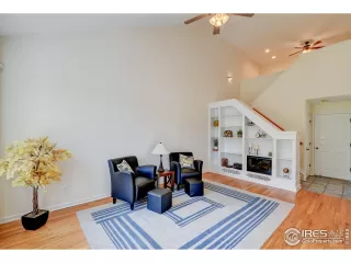 Photo #1: 1021092 Listing