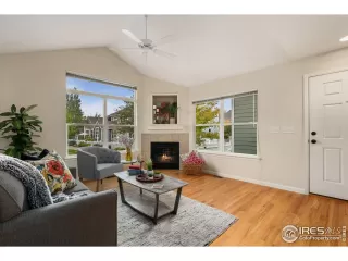 Photo #5: 1021150 Listing