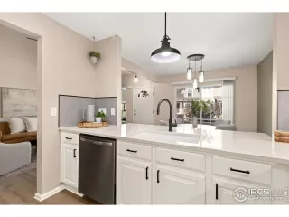 Photo #1: 1021204 Listing 