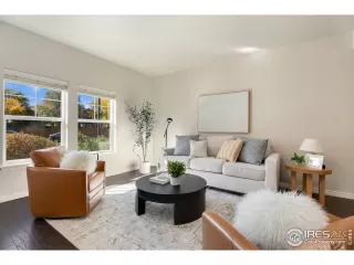 Photo #3: 1021231 Listing