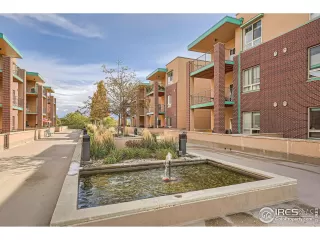 Photo #3: 1021367 Listing