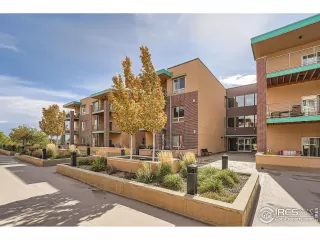 Photo #4: 1021367 Listing