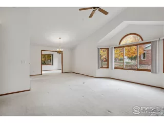 Photo #4: 1021400 Listing 