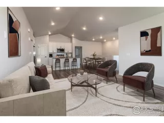 Photo #2: 1021514 Listing