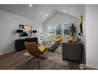 Photo #3: 1021518 Listing