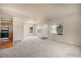 Photo #4: 1021521 Listing