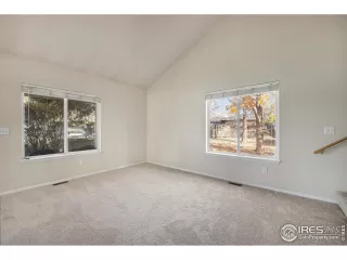 Photo #6: 1021521 Listing