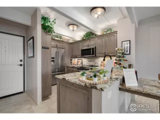 Photo #1: 1021559 Listing