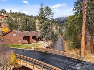 Photo #2: 1021579 Listing