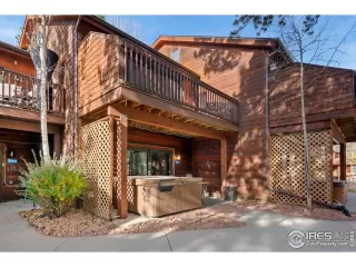 Photo #1: 1021602 Listing